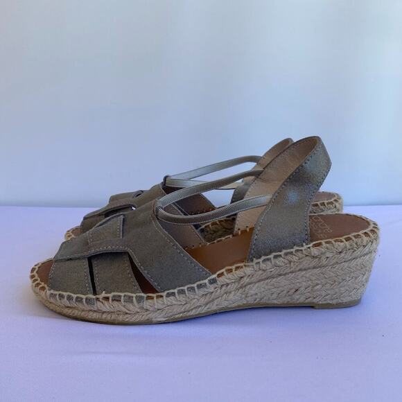 Mint Andre Assous Wedge Sandals Espadrille Silver Metallic Leather Womens 8 - Picture 3 of 11